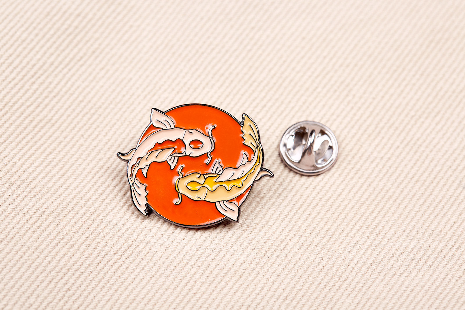 feng koi pin