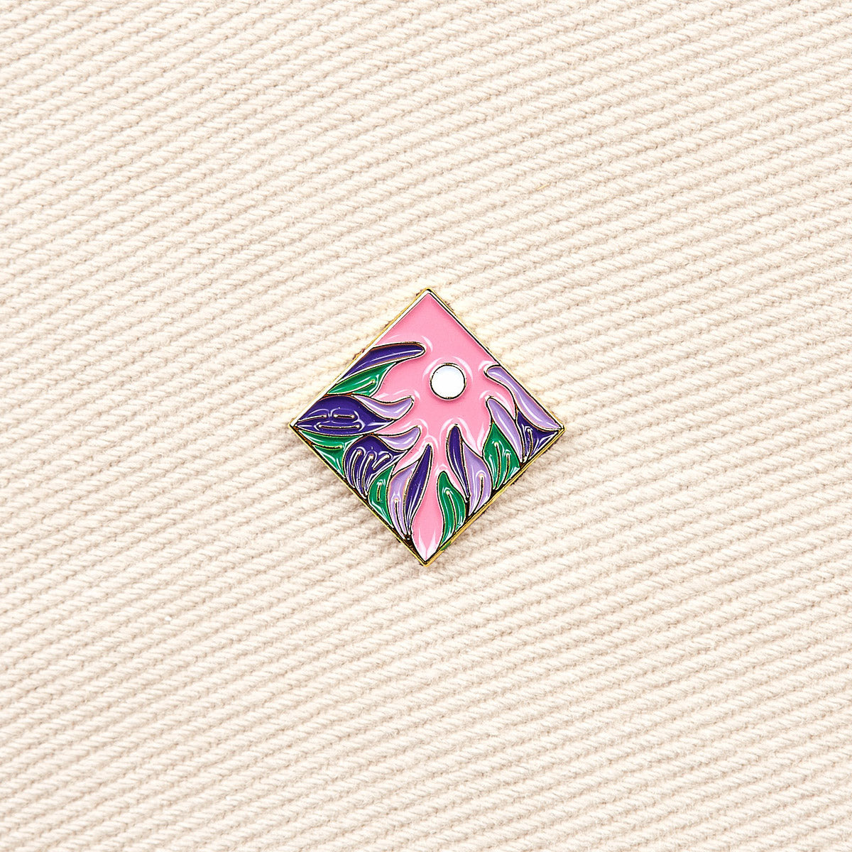pocket-sized jungle - The Daily Pins